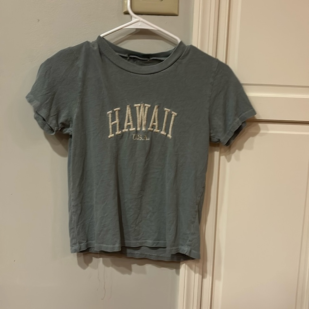 Brandy melville never worn top. Size small